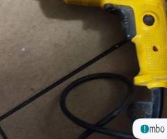 WIERTARKA BEZ UDARU 550W DWD014S-QS DEWALT - 1